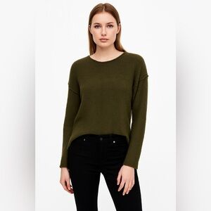 Forever 21 Dark Olive Green Soft Crewneck Sweater Size Small